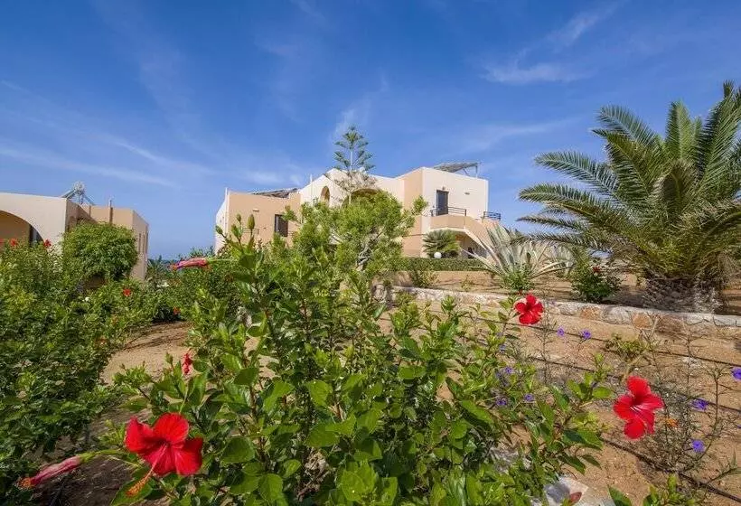 ホテル Nanakis Beach Apartments