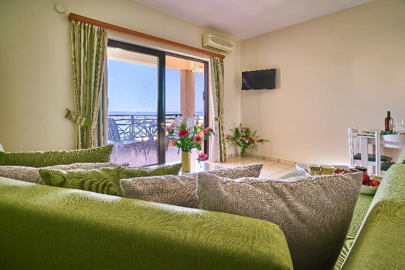 בית מלון כפרי Nanakis Beach Apartments