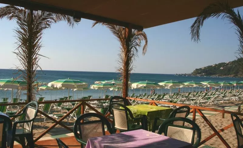 酒店 Villaggio Porto Rhoca