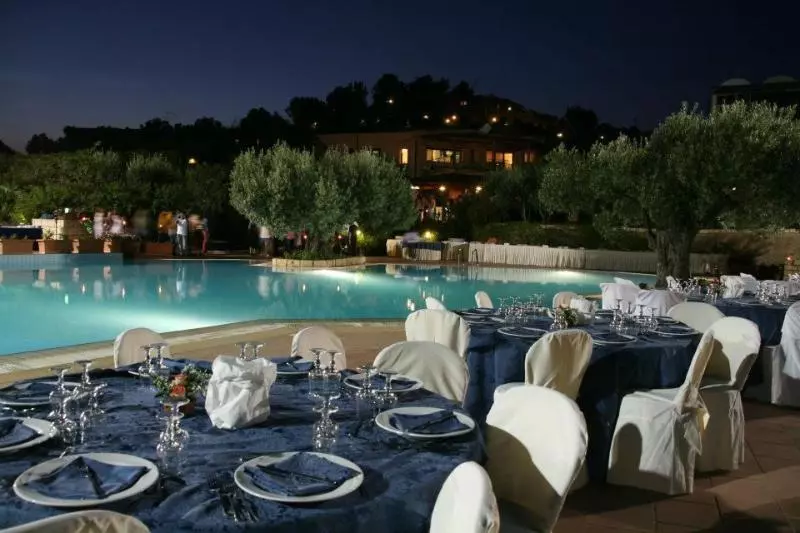 酒店 Villaggio Porto Rhoca