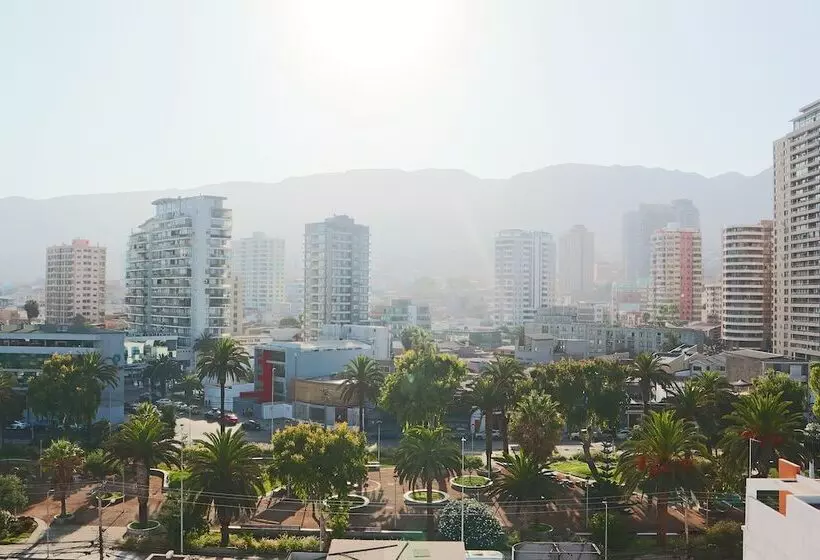 هتل Wyndham Garden Antofagasta Pettra