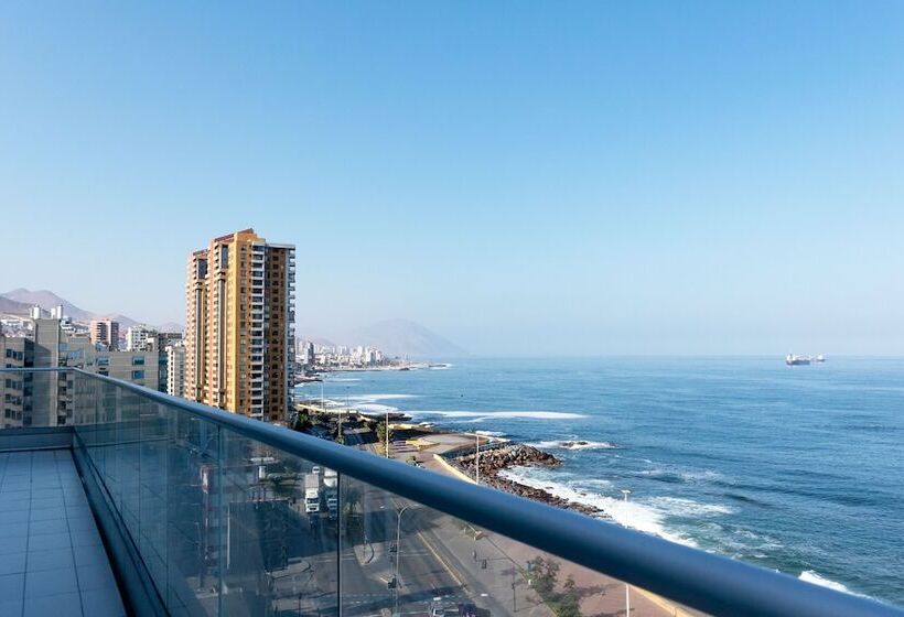 هتل Wyndham Garden Antofagasta Pettra