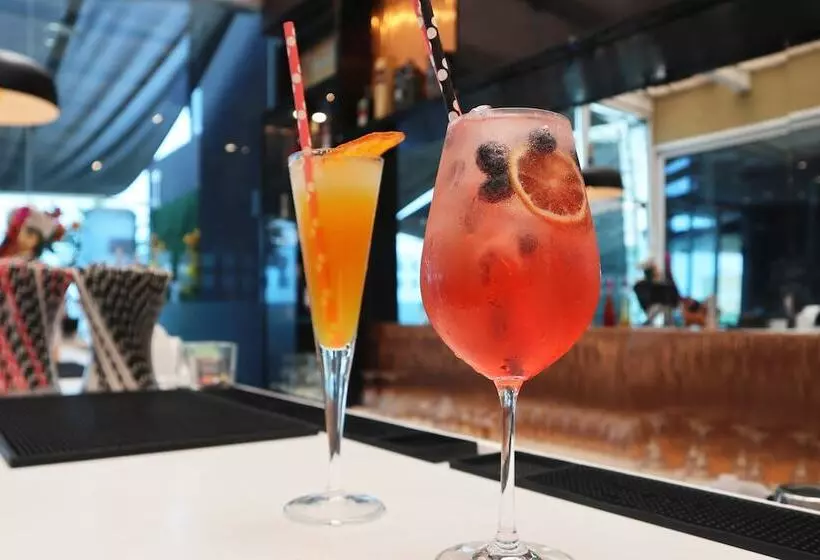 هتل Wyndham Garden Antofagasta Pettra