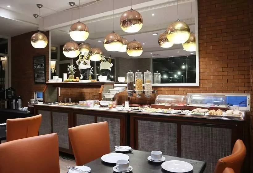 هتل Wyndham Garden Antofagasta Pettra