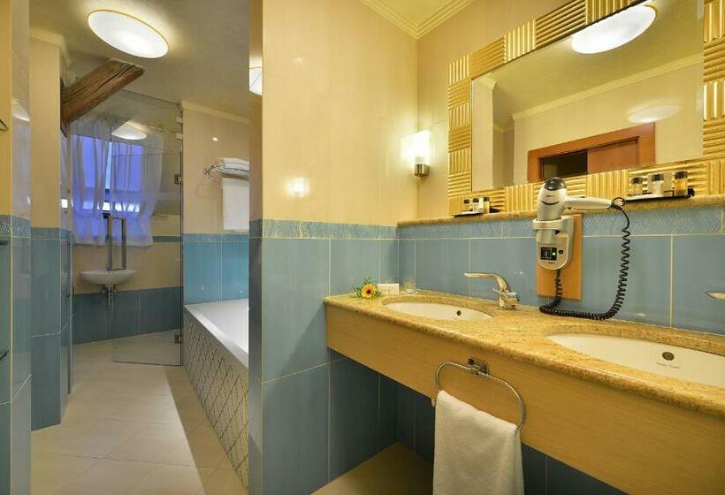 Hotel Zvon Design Suites