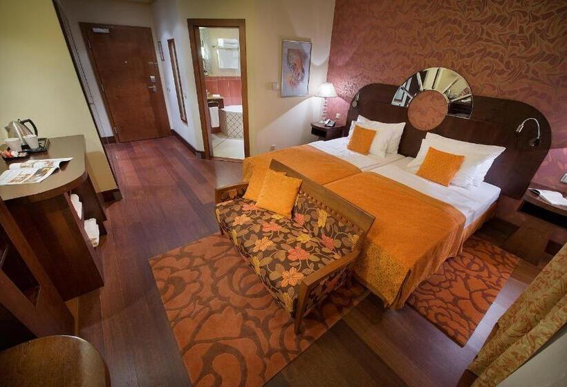 Hotel Zvon Design Suites