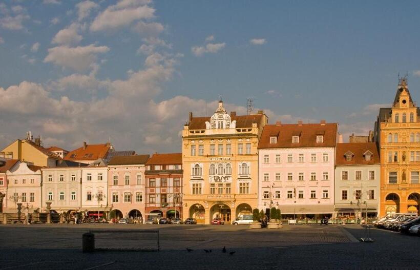 Hotel Zvon Design Suites