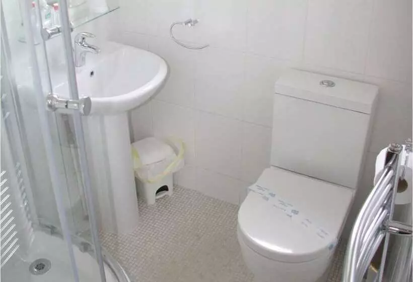 ペンション The Arthington