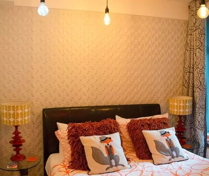 ペンション The Arthington