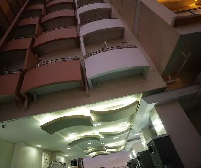 Regency Grand Suites