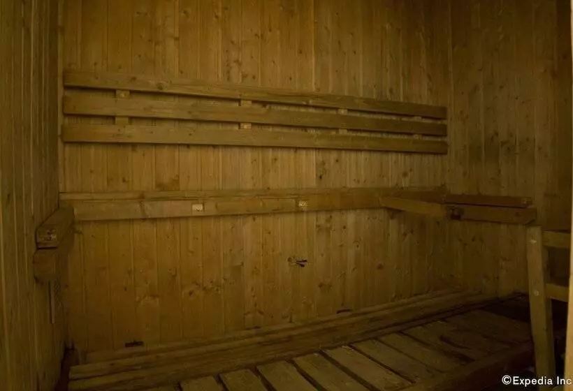 Regency Grand Suites