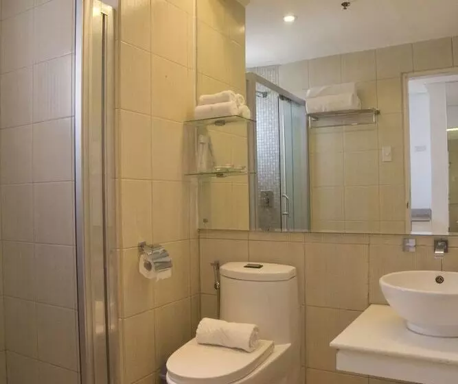 Regency Grand Suites