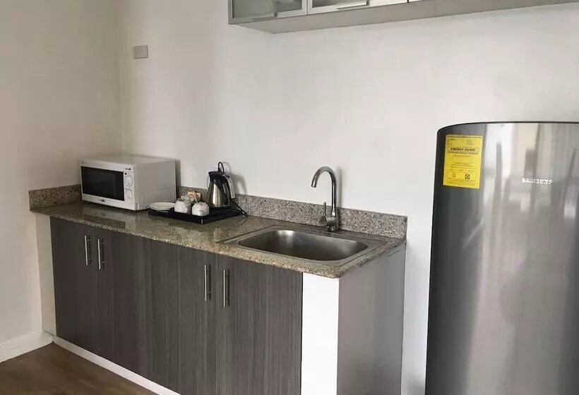 Regency Grand Suites