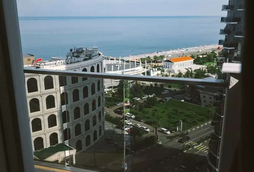 Silk Road Sea Towers Batumi Apart