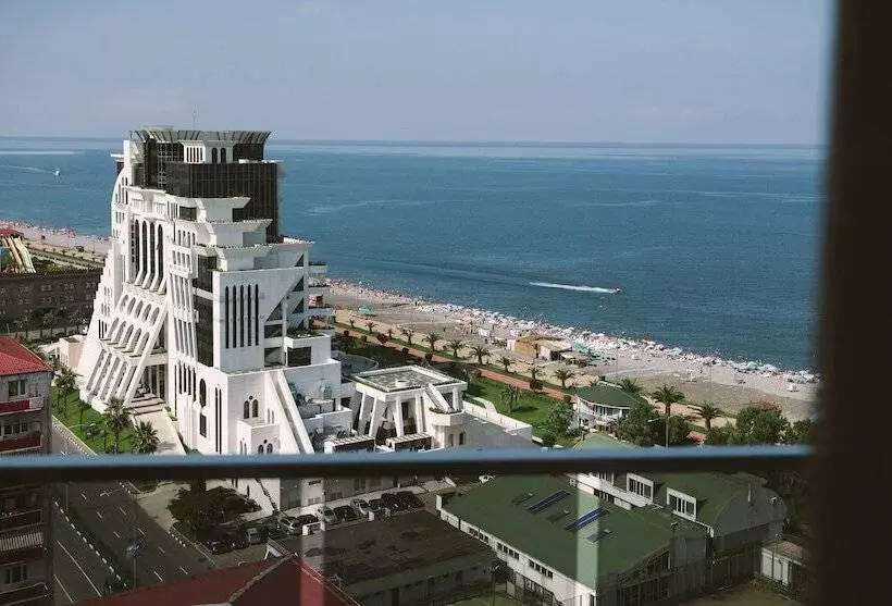 Silk Road Sea Towers Batumi Apart