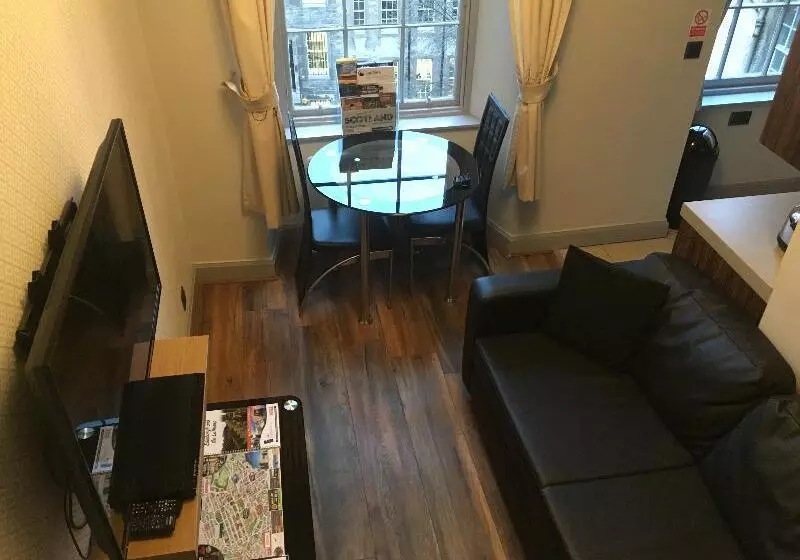Stay Edinburgh City Apartments