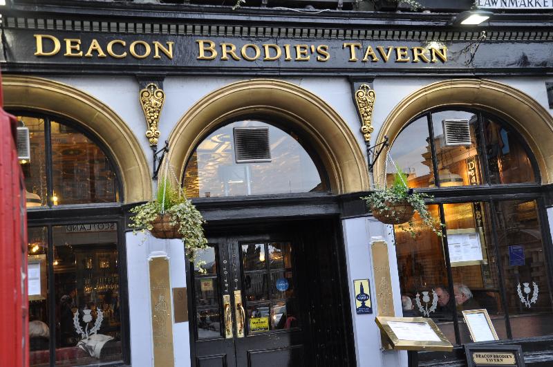 Stay Edinburgh City Apartments