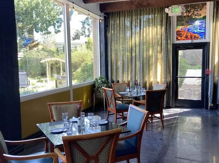 Hotelli Old Alcohol Plant