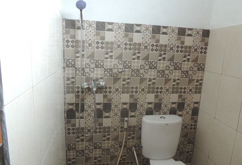 Majatalo Dalem Sudarno Syariah By Ndalem Beong