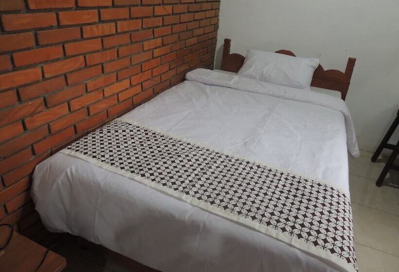 Majatalo Dalem Sudarno Syariah By Ndalem Beong