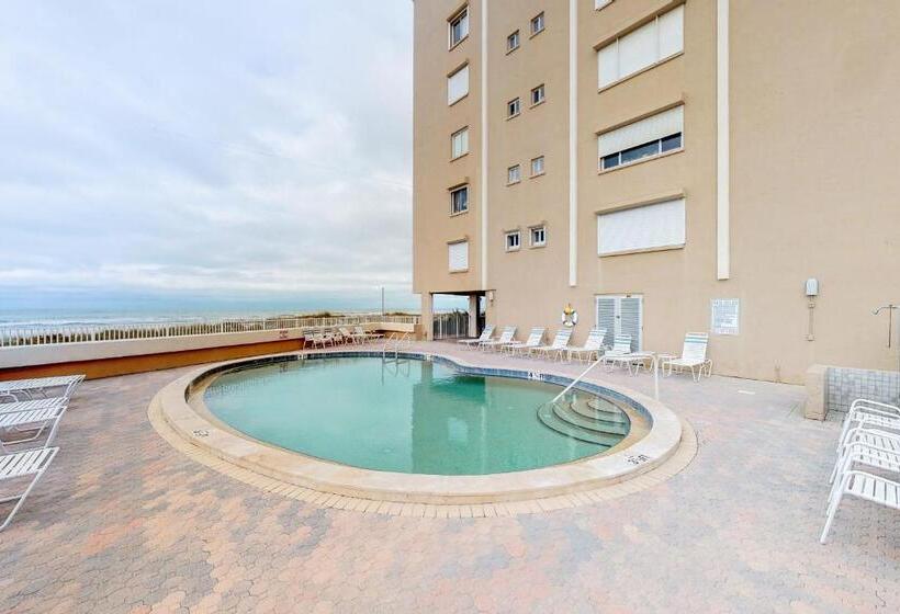 Отель Martinique 401s