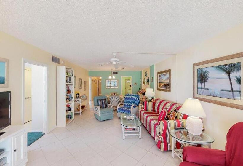 Отель Martinique 401s