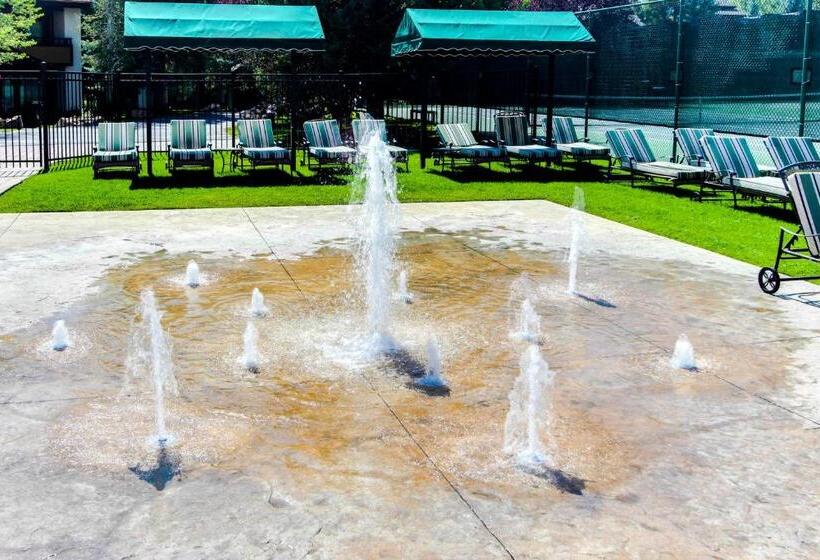 فندق The Bluff Mountain Retreat