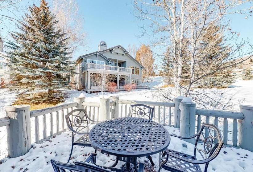 هتل Legends  Simply Perfect Elkhorn Retreat