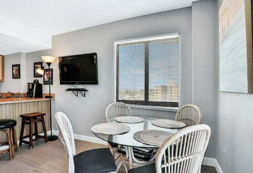 Отель Serenity At Sunglow