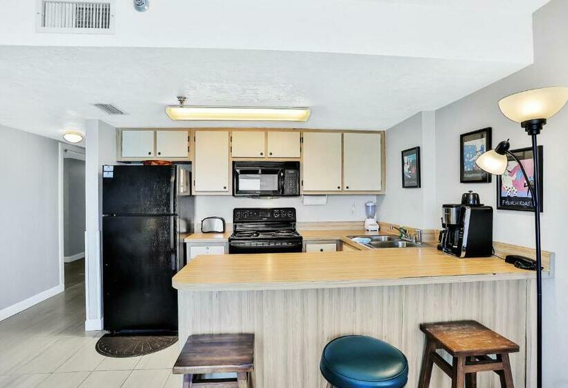 Отель Serenity At Sunglow