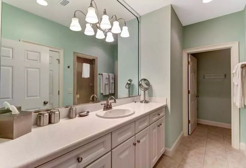 Hotelli 3117 Marsh View