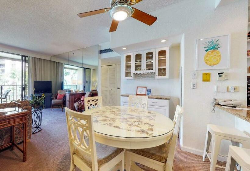 Отель Kaanapali Shores 353