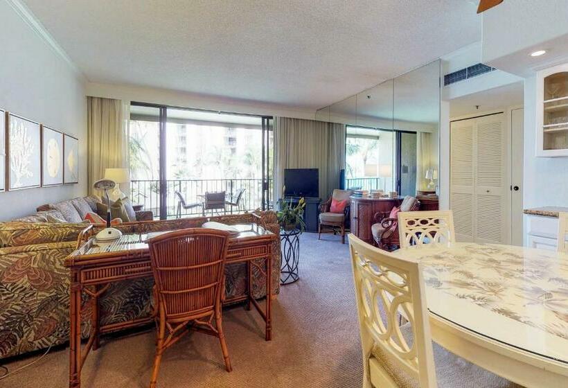 Отель Kaanapali Shores 353