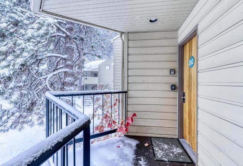 בית מלון כפרי Mt Bachelor Village Ski House # 262