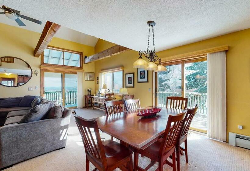 Hotel Okemo Trailside 23b, Lower Level