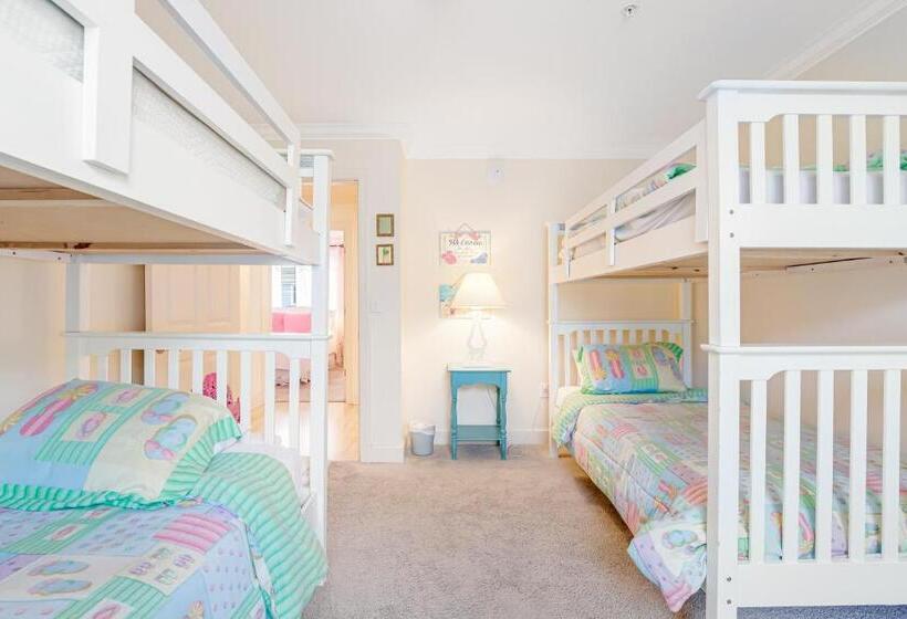 Отель St George 201