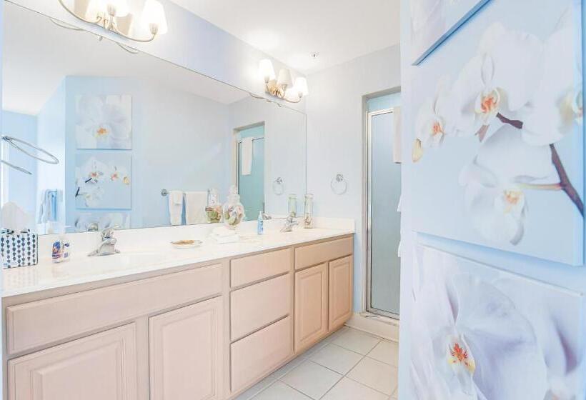 Отель St George 201