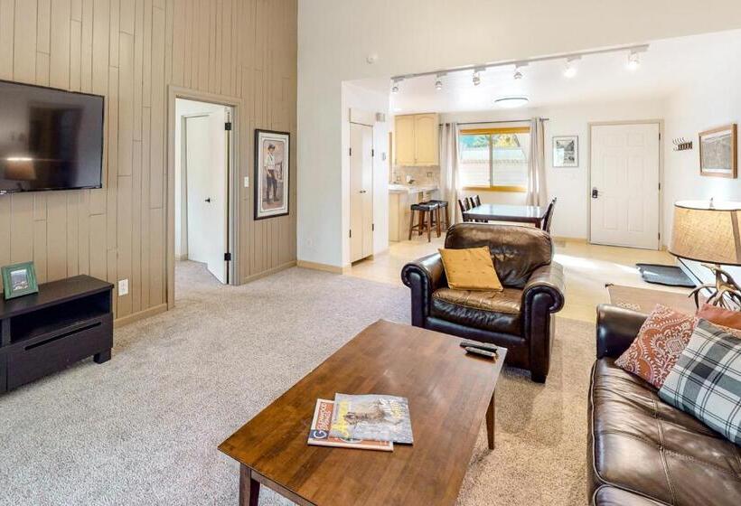 هتل Stagecoach Lane House