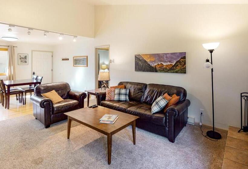 هتل Stagecoach Lane House