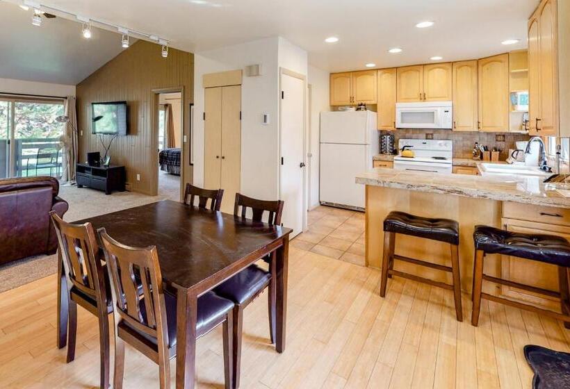 هتل Stagecoach Lane House