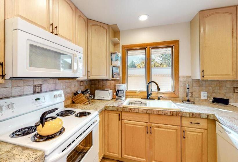 هتل Stagecoach Lane House