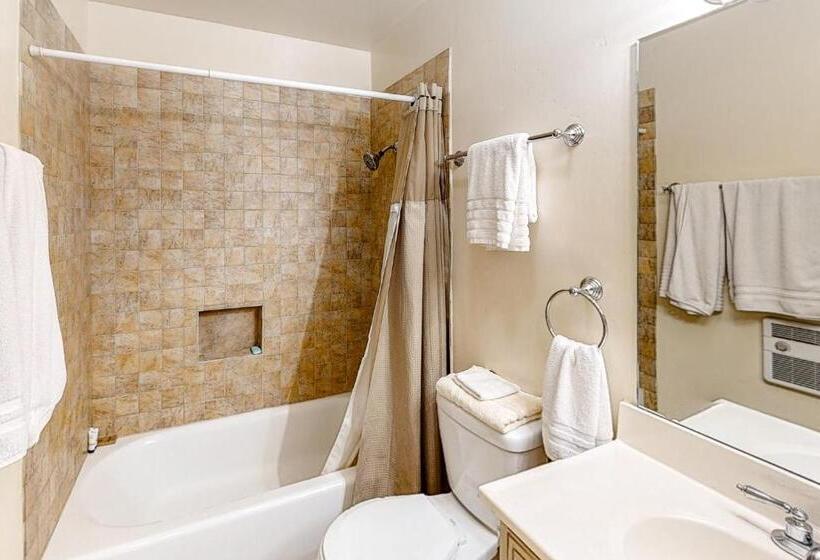 هتل Stagecoach Lane House