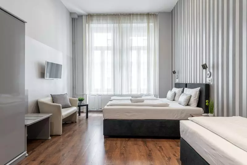 Schronisko Full Moon Budapest