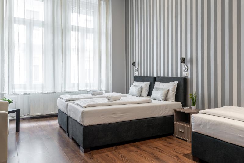 ユースホステル Full Moon Budapest