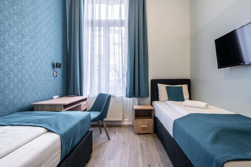 ユースホステル Full Moon Budapest