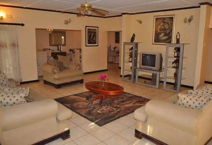 تختخواب و صبحانه Wane Guest Lodge