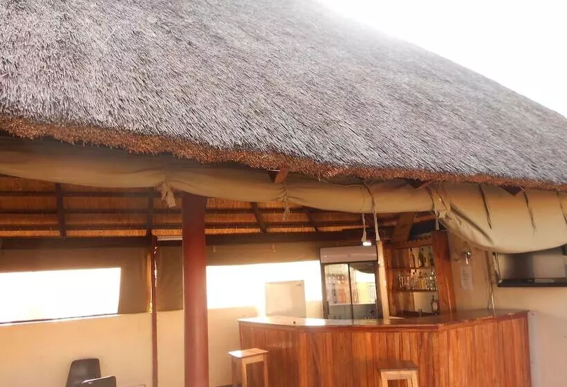 تختخواب و صبحانه Wane Guest Lodge