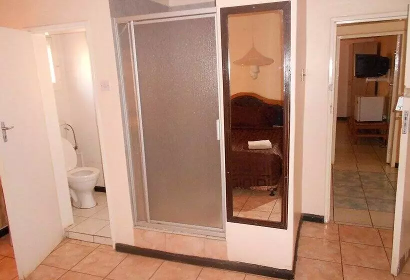 تختخواب و صبحانه Wane Guest Lodge