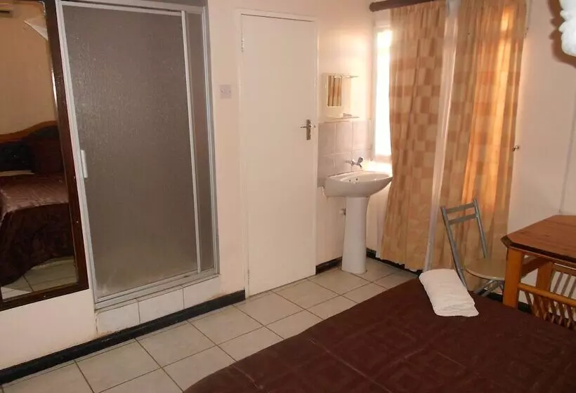 تختخواب و صبحانه Wane Guest Lodge