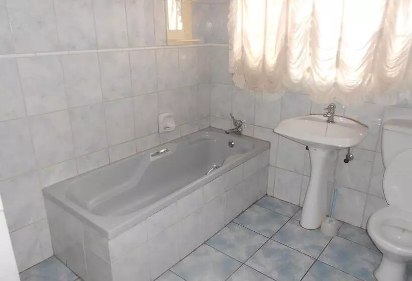 تختخواب و صبحانه Wane Guest Lodge